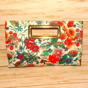 Clutch Purse with Gold Chain Strap nwot